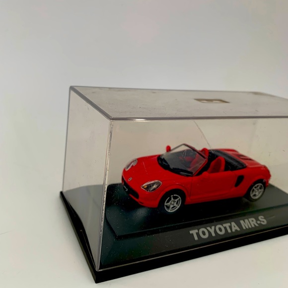 1:43 Class Toyota MRS convertible for collectors - Picture 12 of 13